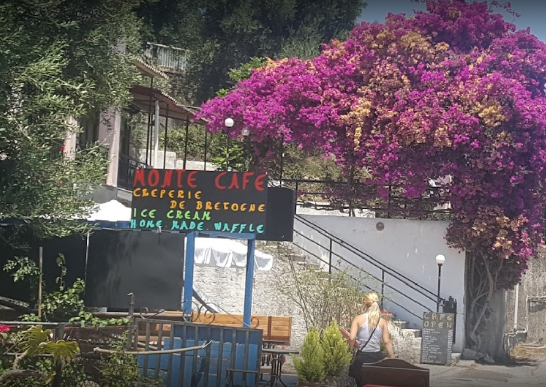 Ταμπέλα Monte Cafe, Κέρκυρα