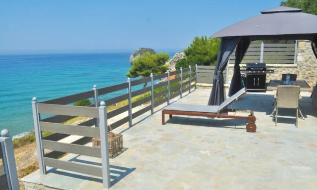 Villa Philippos on Dechoumenes Beach – Άγιος Γκόρντι