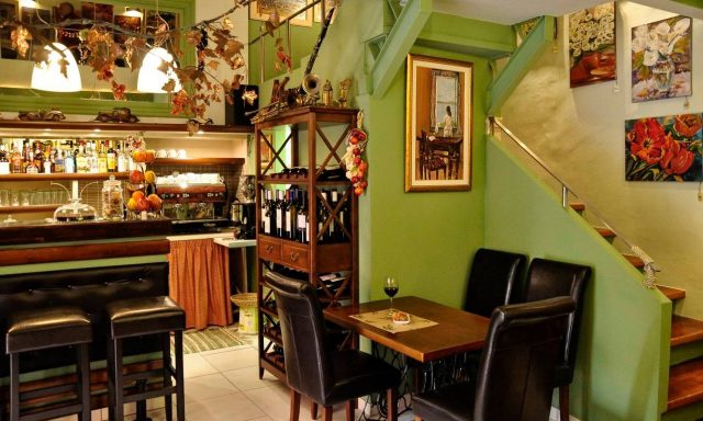 Arthaus Cafe Wine Bar