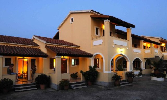 Feeloxenia Corfu Apartments