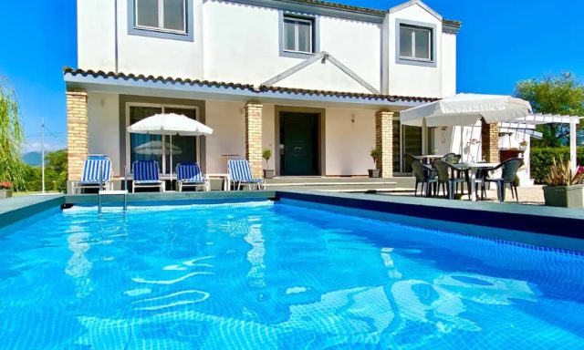Villa Rubina Sidari με ιδιωτική πισίνα