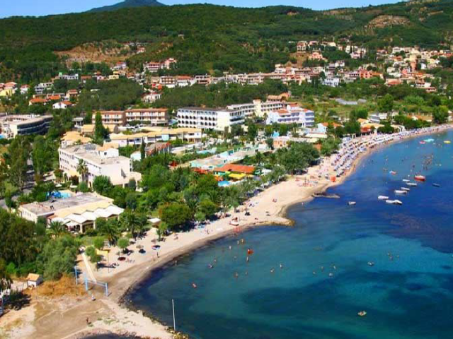 Παραλία Μωραΐτικα