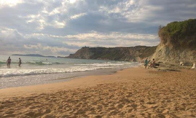 Arillas Beach