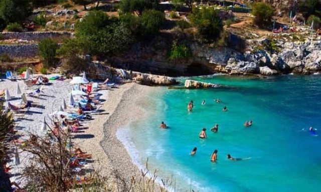 Παραλία Κασσιόπη