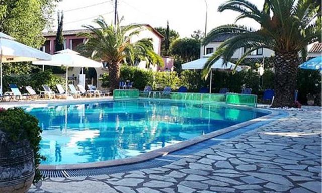 ZEFIROS HOTEL (Κατσαρός Κωνσταντίνος Σ.)