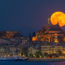 Η Νυχτερινή ζωή Της Κέρκυρας