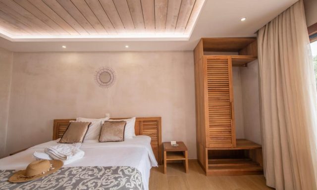 Ekati Mare Boutique Resort