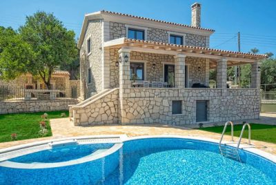 Όμορφη βίλα 1 κρεβατιού με θέα στη θάλασσα, Σιδάρι