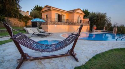 Ιδιωτική πισίνα Odyssey Villa Dassia Κέρκυρα