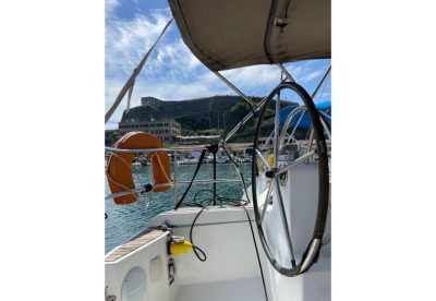 Sun odyssey 32i