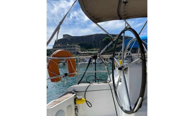 Sun odyssey 32i