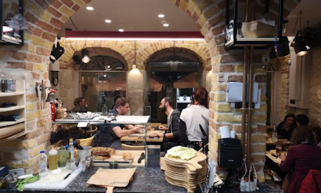 Margherita Pizza Artigianale